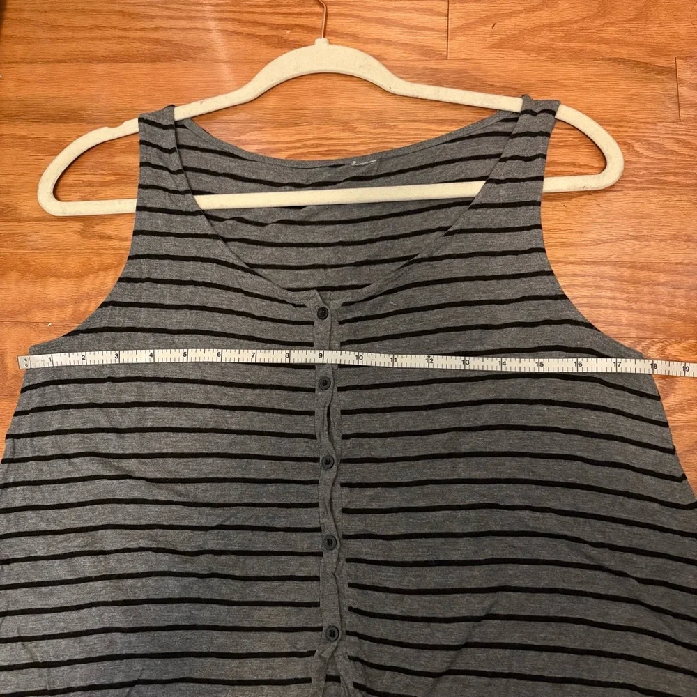 Striped Button Tank - Picture 3 of 4